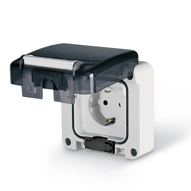 SCAME IP66 PRIZA ST CU CP 16A PENTRU MONTAJ IN SOCLU 137.4407